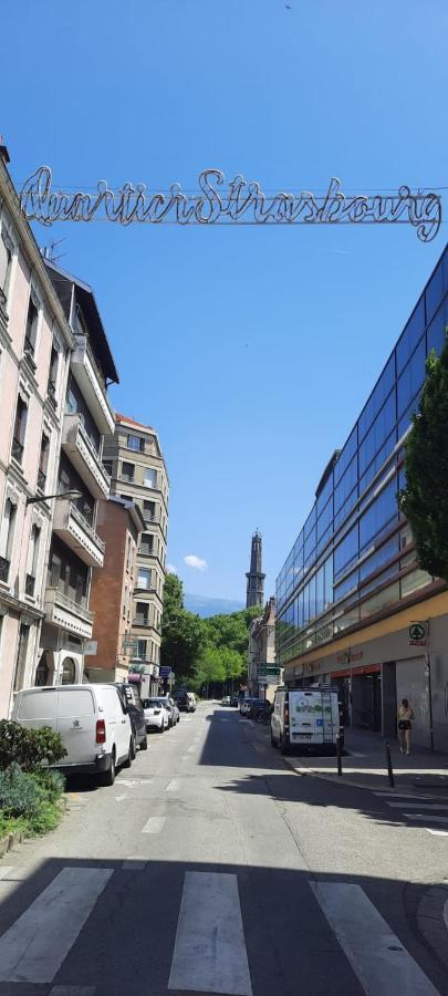 Cosy And Calm In Grenoble City Heart With Free And Large Parking Q-Park Chavant 외부 사진